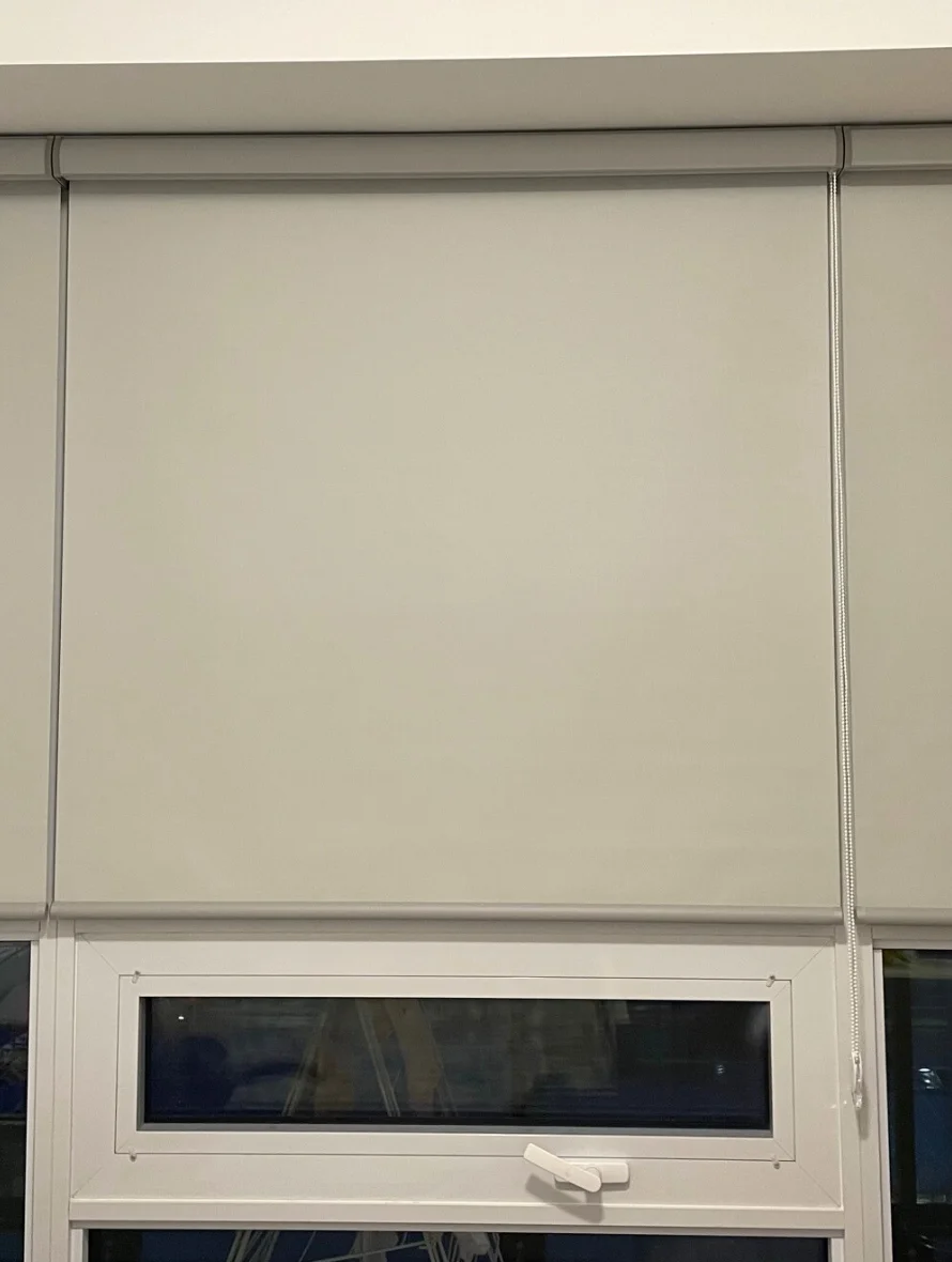 Both Side Blackout - Image 3